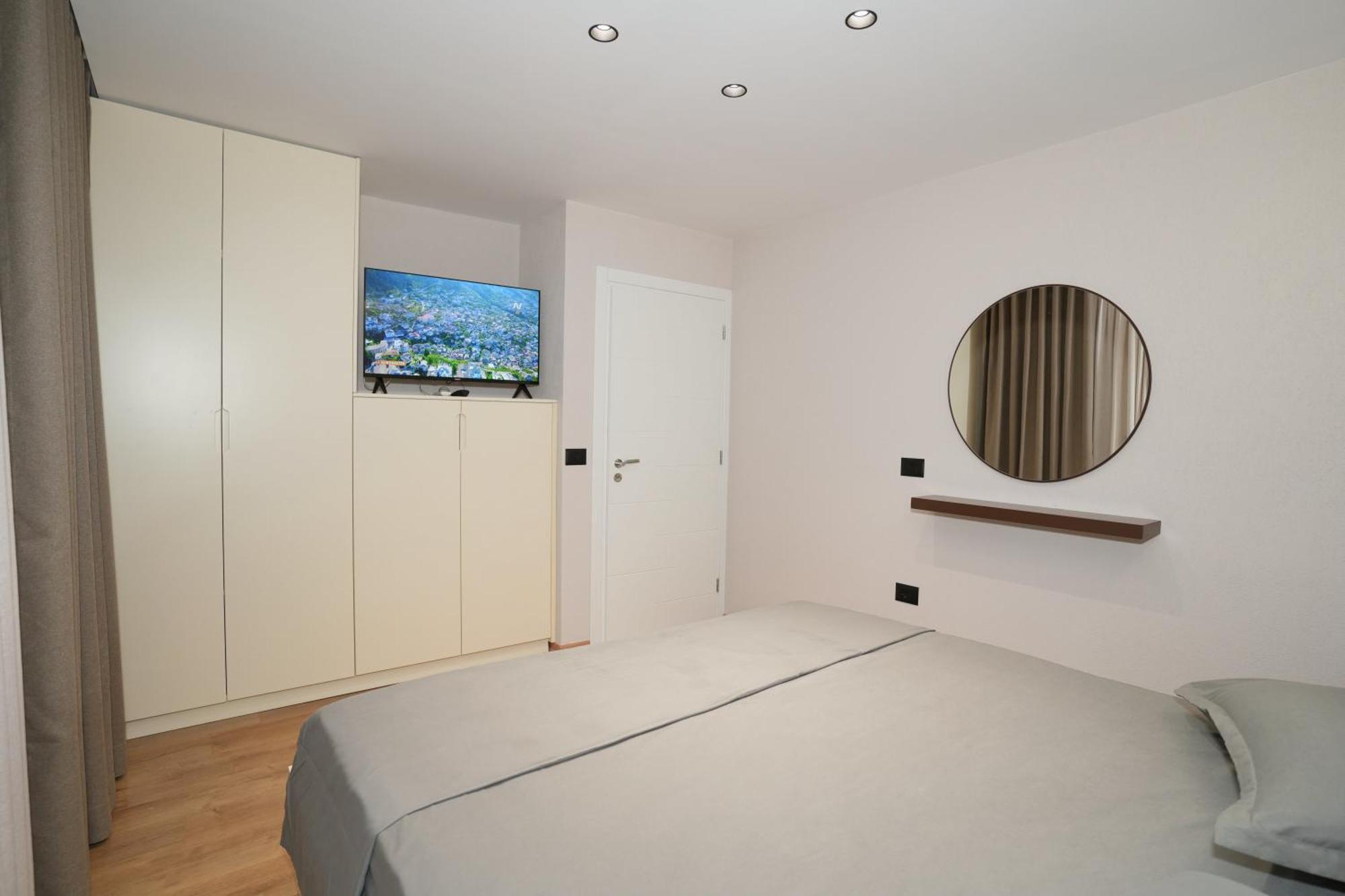 Rs Skendo Apartments Gjirokastër 外观 照片