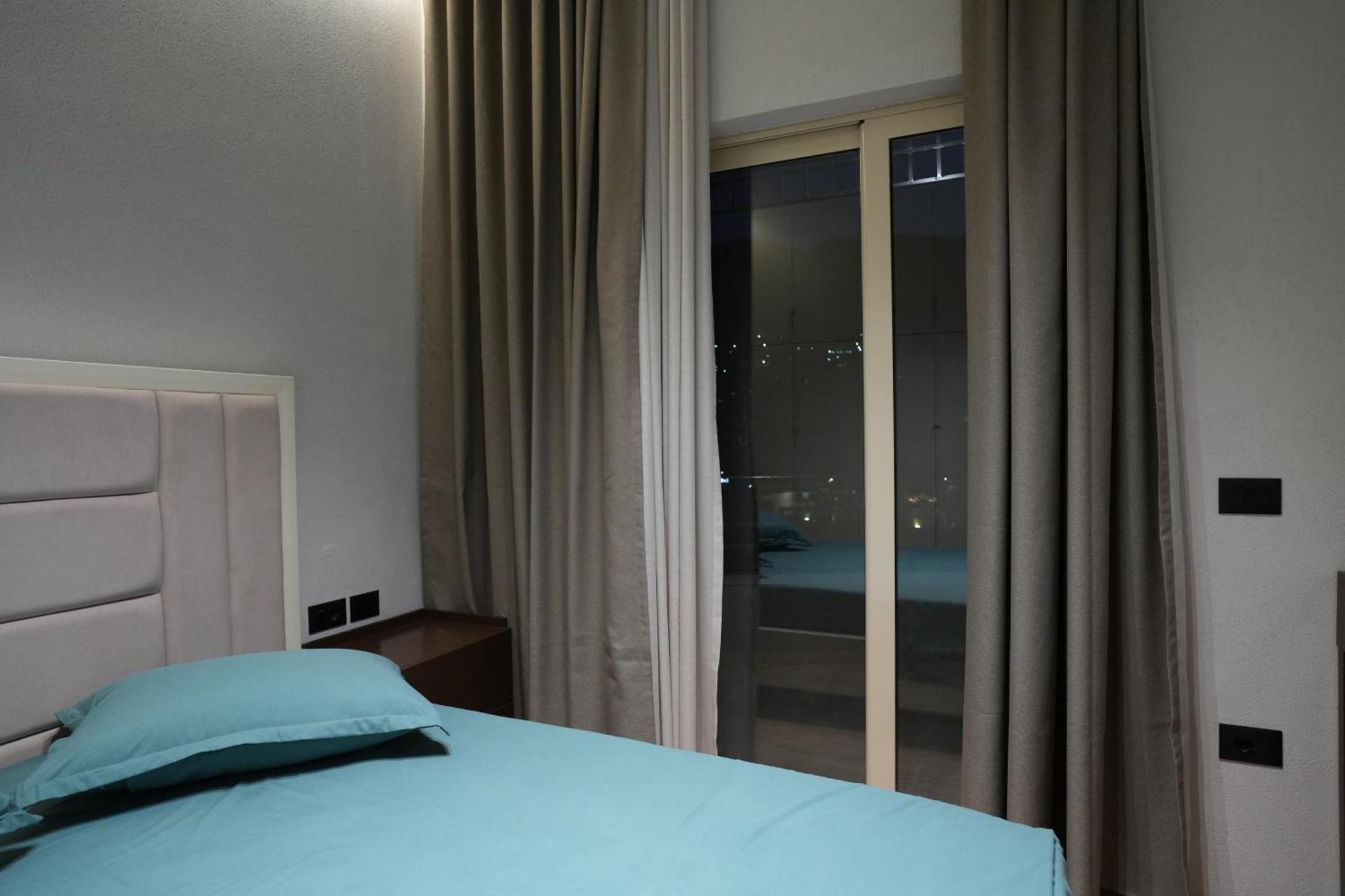 Rs Skendo Apartments Gjirokastër 外观 照片