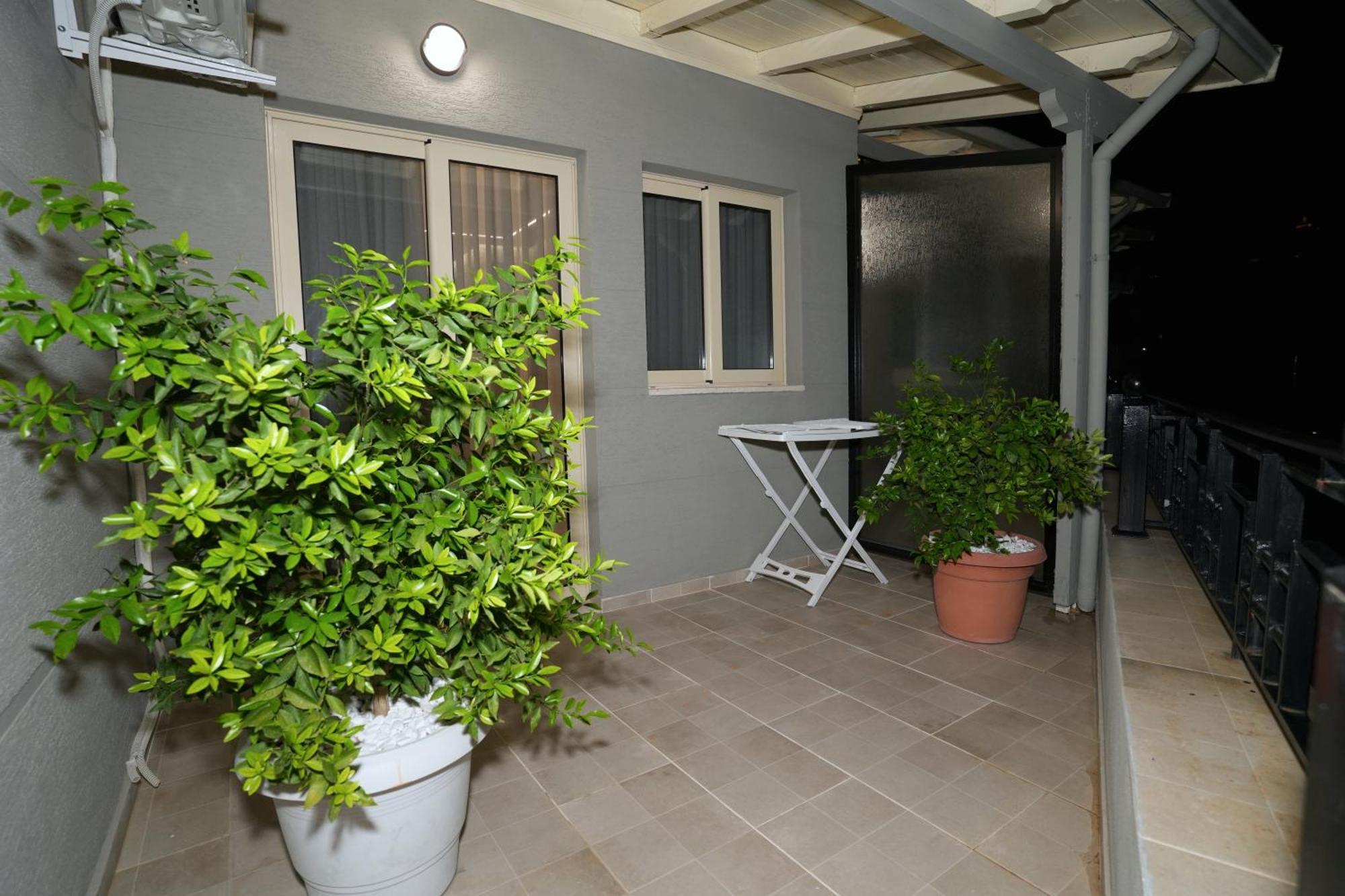 Rs Skendo Apartments Gjirokastër 外观 照片