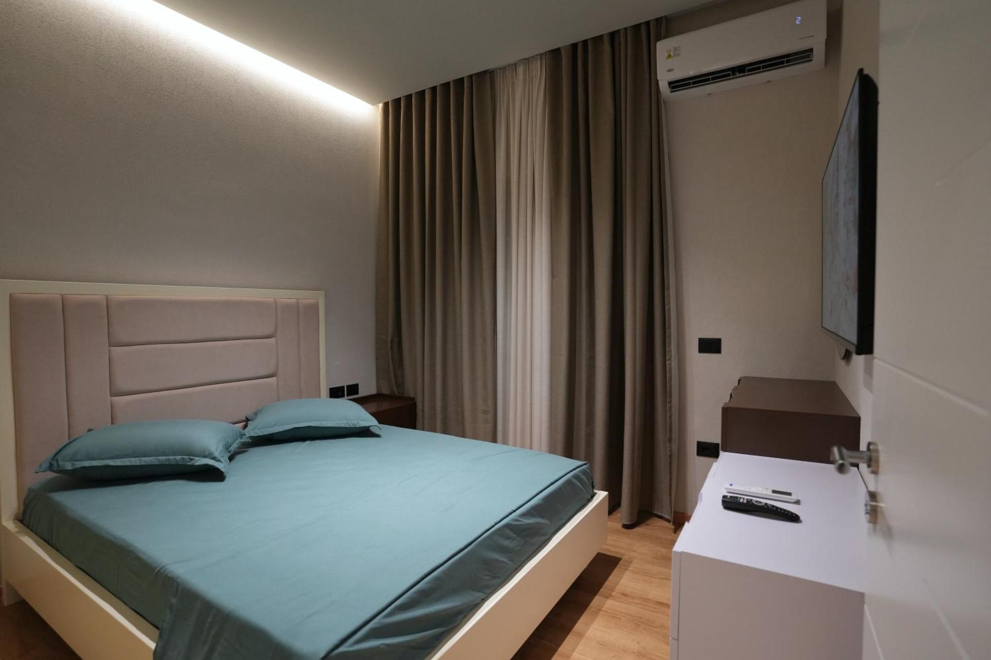 Rs Skendo Apartments Gjirokastër 外观 照片