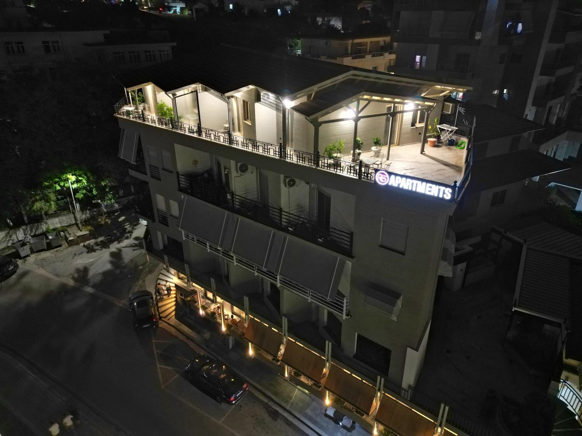 Rs Skendo Apartments Gjirokastër 外观 照片
